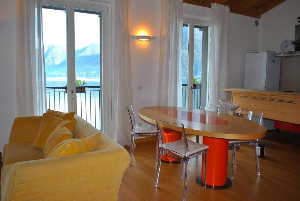 Luxury Attico With Big Terrace Lägenhet Argegno Exteriör bild