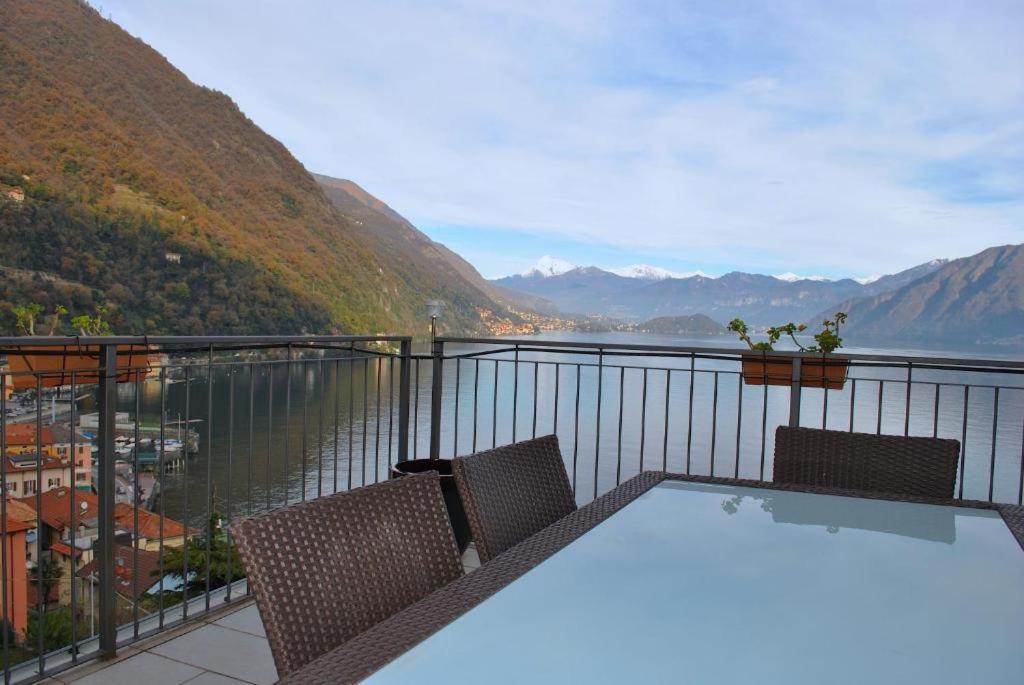 Luxury Attico With Big Terrace Lägenhet Argegno Exteriör bild